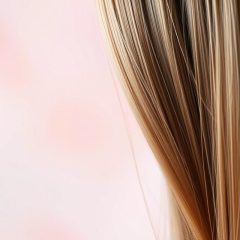 Jak zadbać o końcówki włosów, by uniknąć ich wywijania?