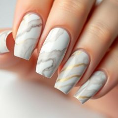 Jak zrobić efekt marmuru na paznokciach krok po kroku?