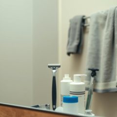 Kiedy i jak zacząć się golić? Przewodnik dla nastolatków